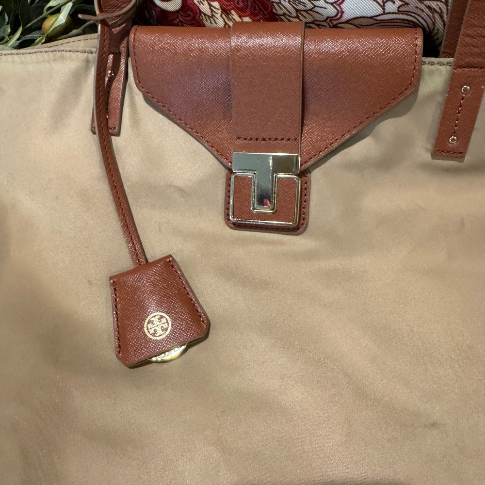 Tory Burch Brown Leather Women's Bag